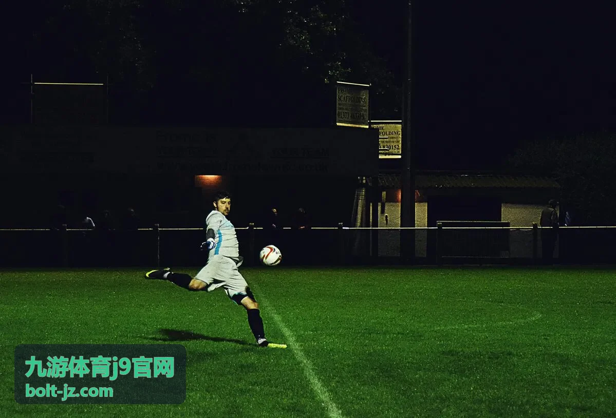 九游体育j9官网 季后赛首轮观察专题